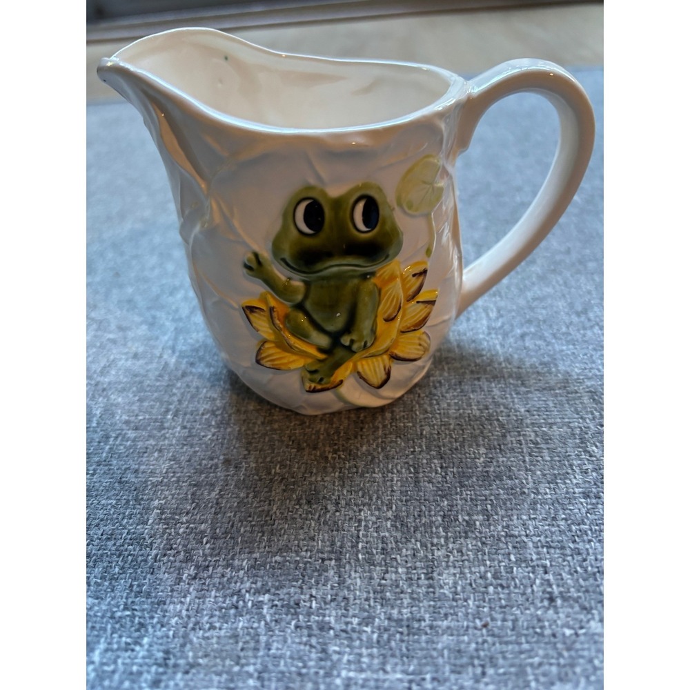 Vintage 1976 Sears Roebuck and Co Neil the Frog Flower Ceramic Creamer Pitcher